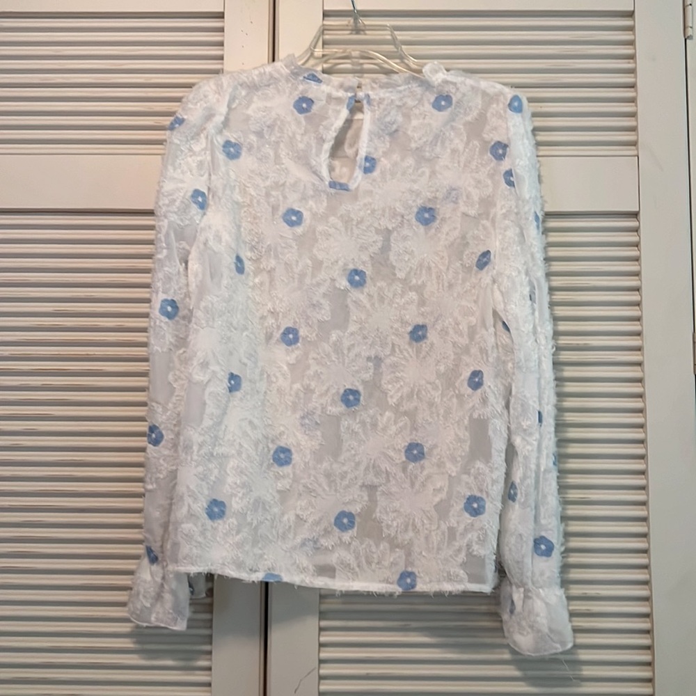 SHEIN Floral Ruffle Cuff Blouse - Picture 2 of 7
